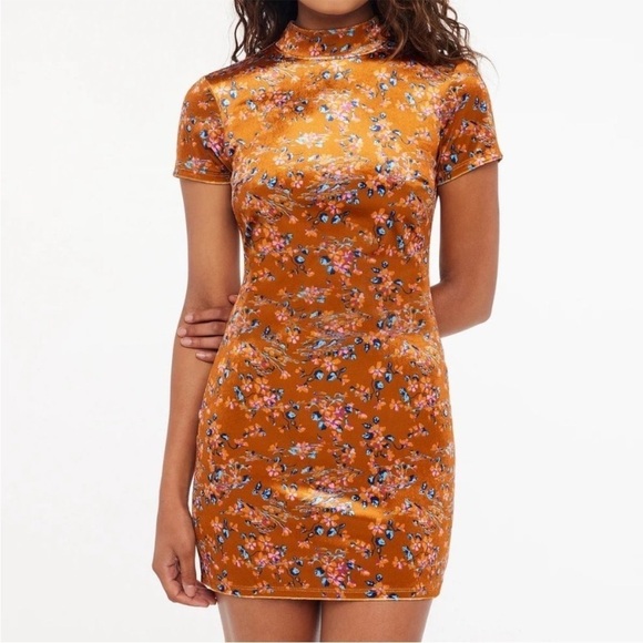 Savage X Fenty Orange Velvet Mockneck Open Back Mini Dress Party Casual Large - Picture 1 of 9